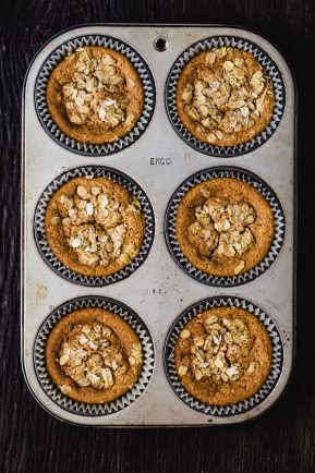 jumbo-pumpkin-muffins-baked