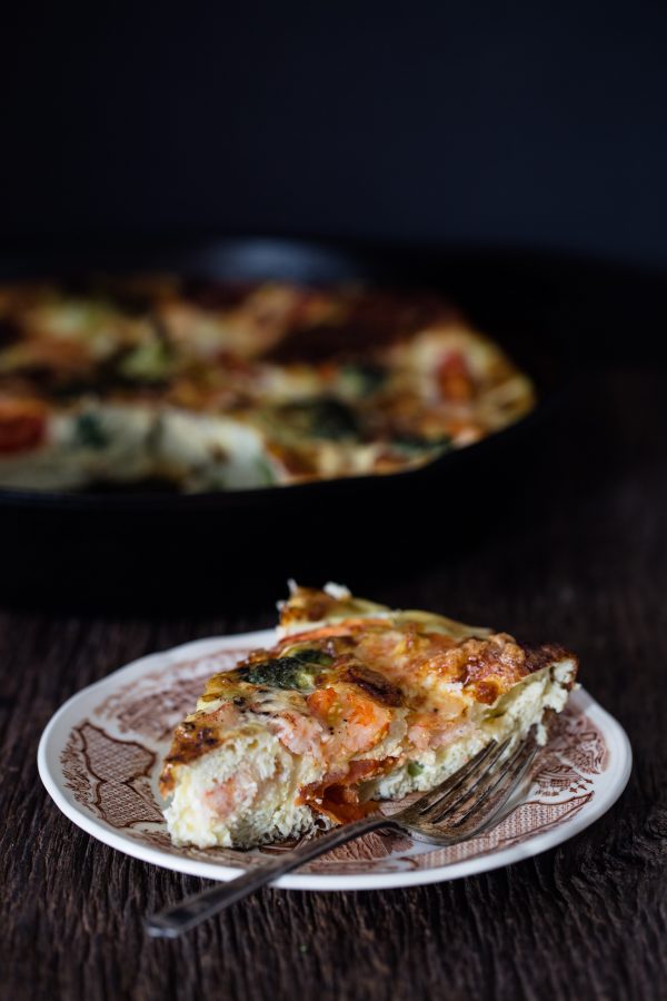 shrimp-broccoli-breakfast-frittata