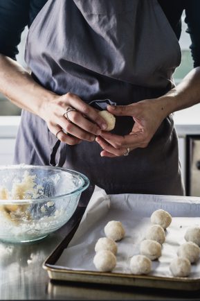 Dark chocolate mint coconut truffles | Eat Good 4 Life