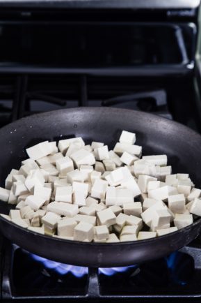 Caramelized tofu arugula salad with tahini dressing | Eat Good 4 Life