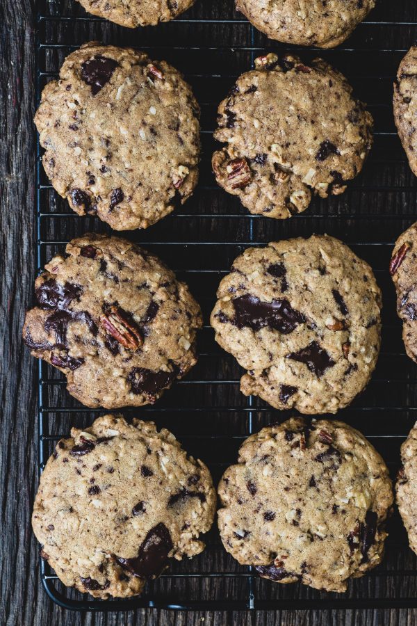 Whole wheat chocolate pecan coconut cookies | Eat Good 4 Life