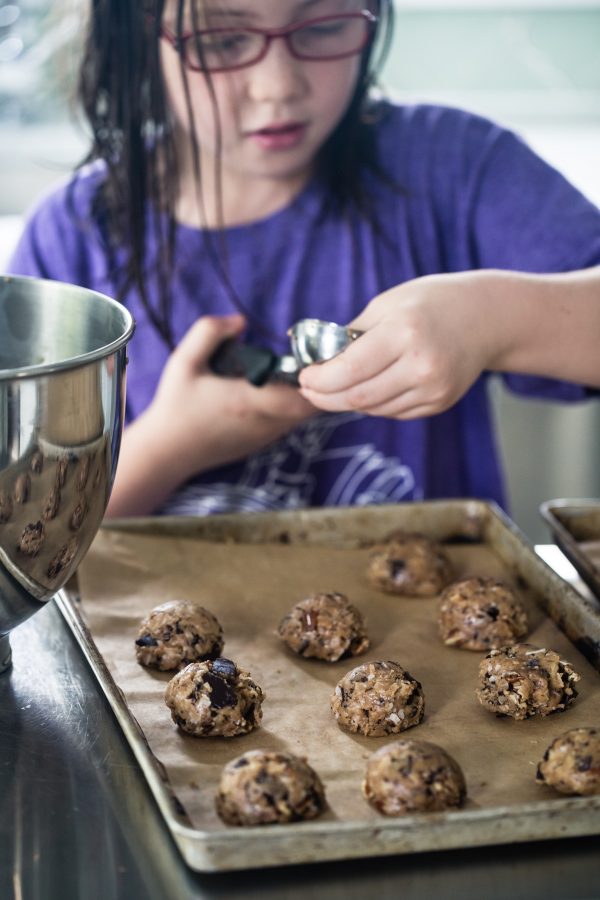 Whole wheat chocolate pecan coconut cookies | Eat Good 4 Life