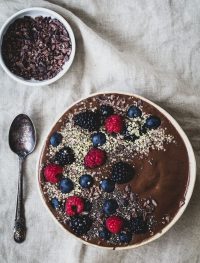 high protein chocolate smoothie bowl | Eat Good 4 Life