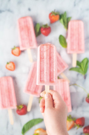 Creamy strawberry lemonade popsicles | Eat Good 4 Life