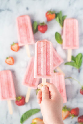 Creamy strawberry lemonade popsicles | Eat Good 4 Life