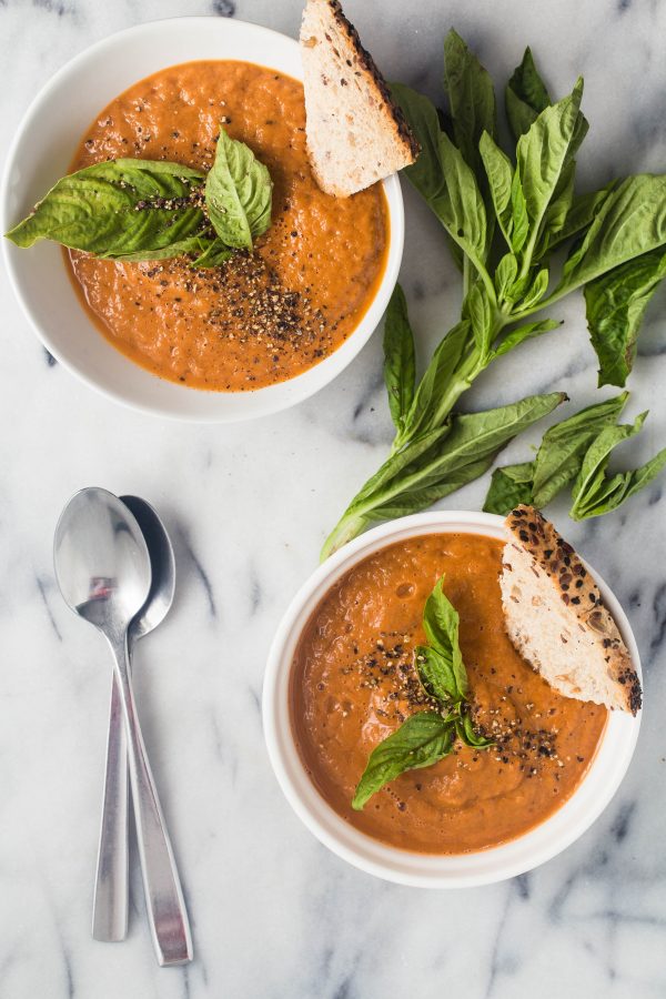 sopa de tomate y albahaca |  Comer bien 4 Vida